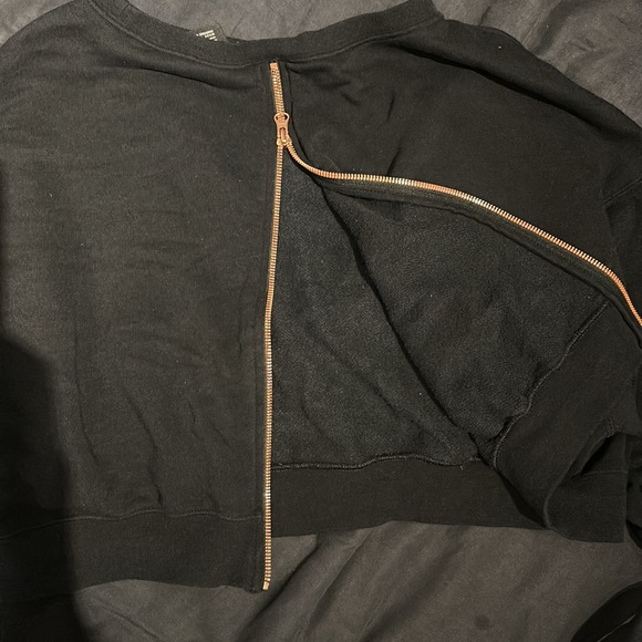 Nike Back Zipper Sweatshirt - Picture 3 of 6
